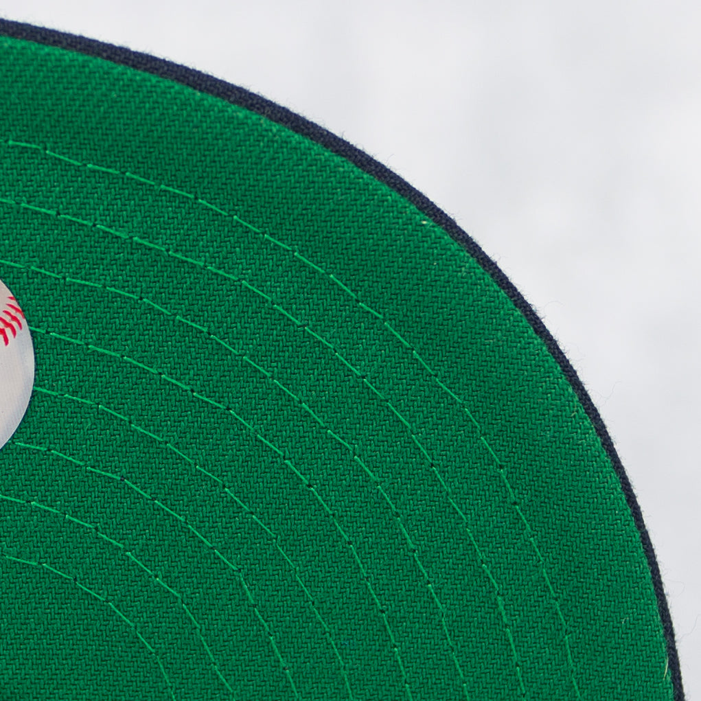 New Era “Snow Dome” New York Yankees Fitted Hat