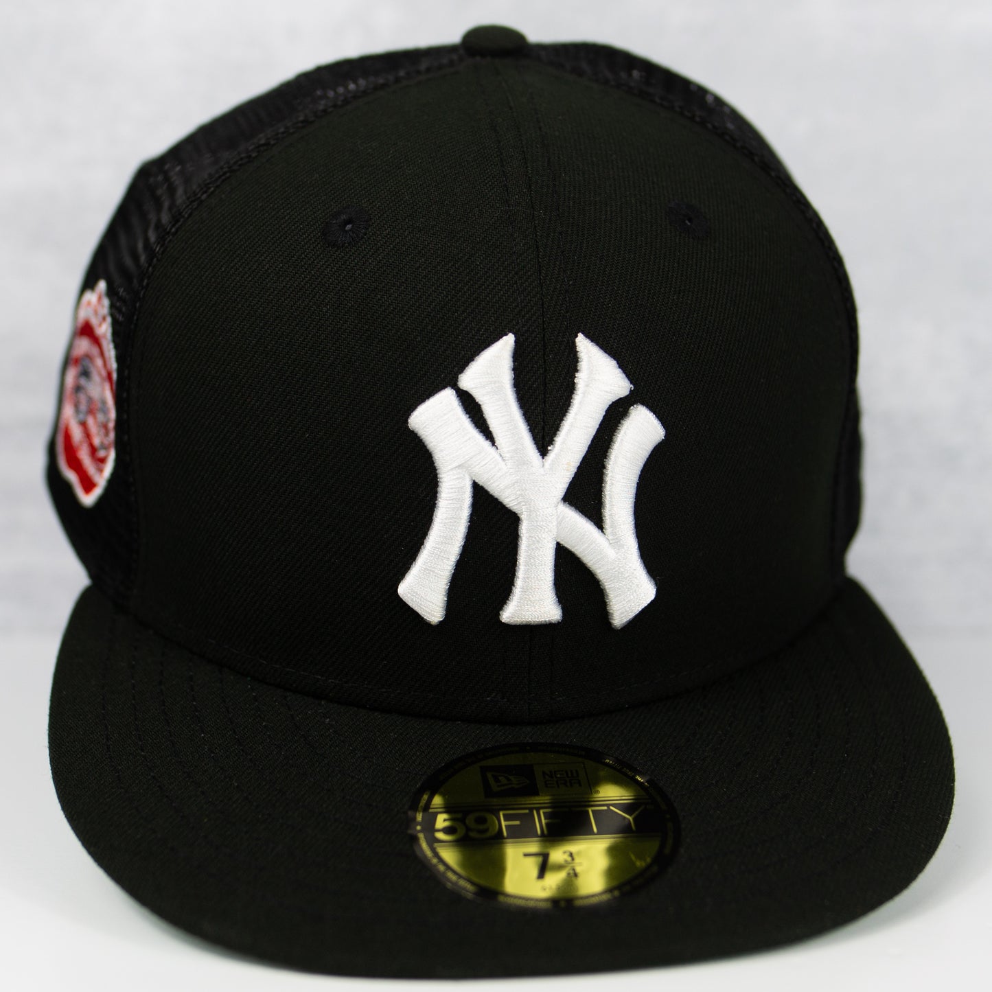 New Era “Trucker” New York Yankees Fitted Hat image 0