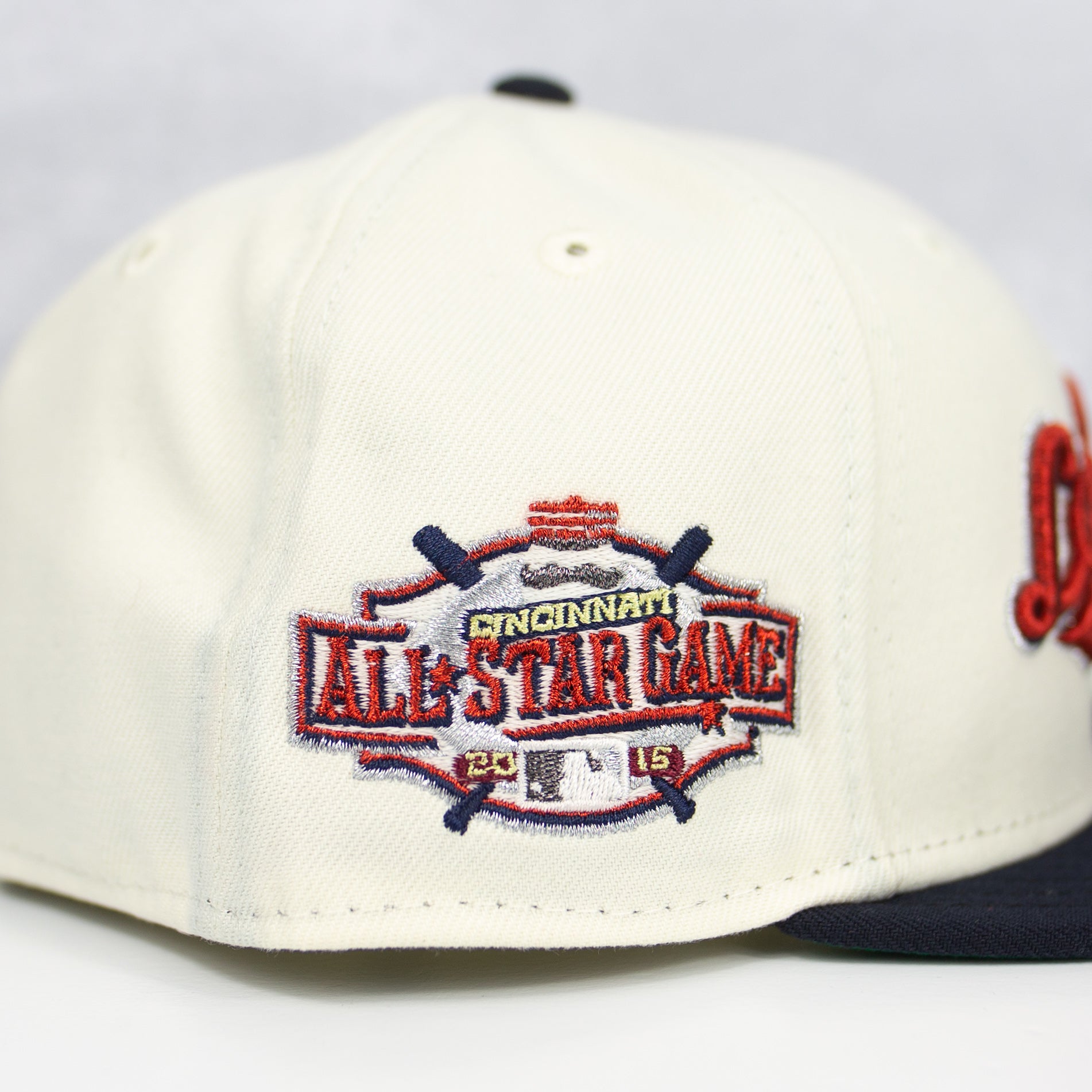 New Era “USA” Cincinnati Reds Fitted Hat image 1