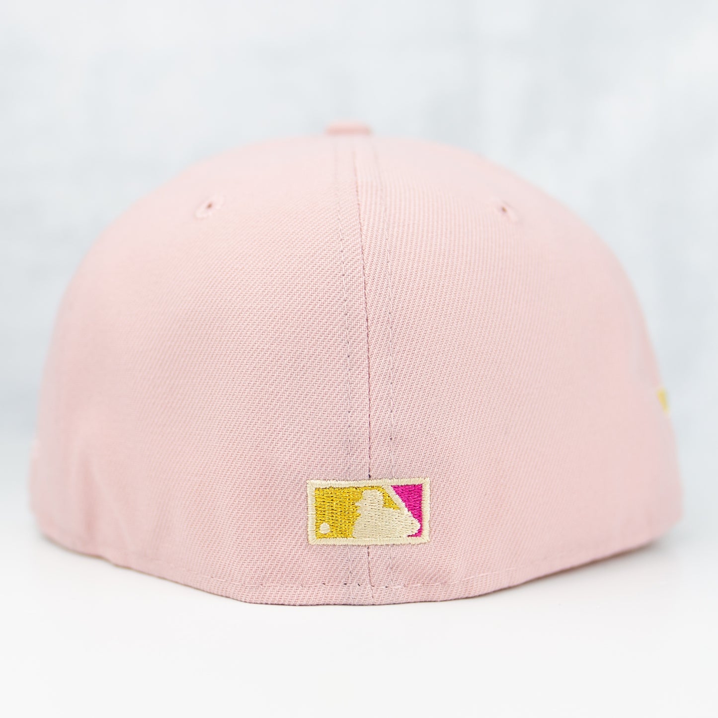 New Era “Pinky” Los Angeles Dodgers Fitted Hat