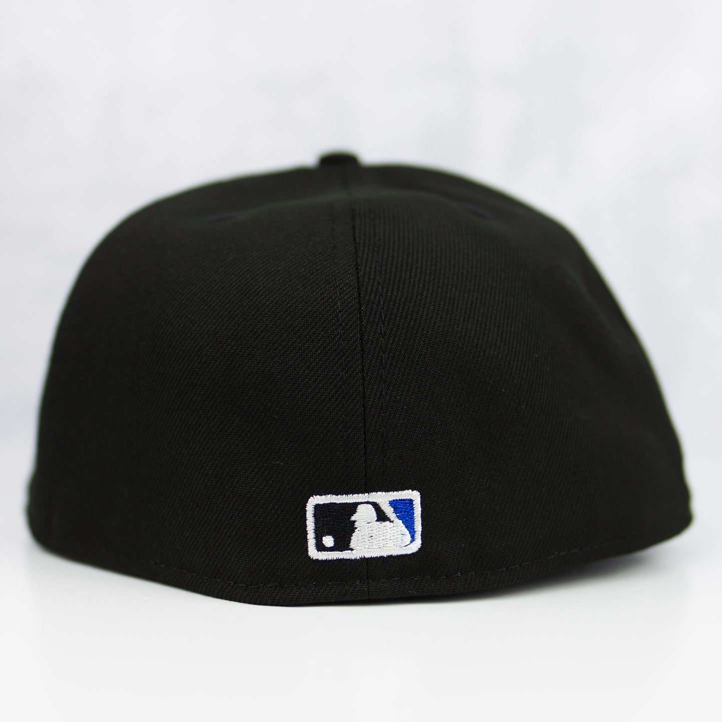 New Era “Black Dome” Los Angeles Fitted Hat