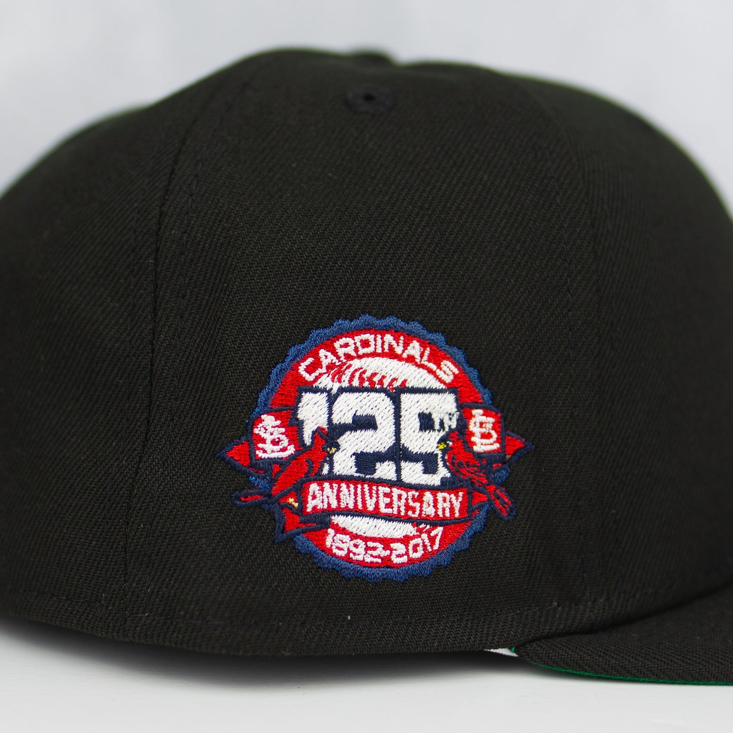 New Era “Blackout” St.Louis Cardinals Fitted Hat