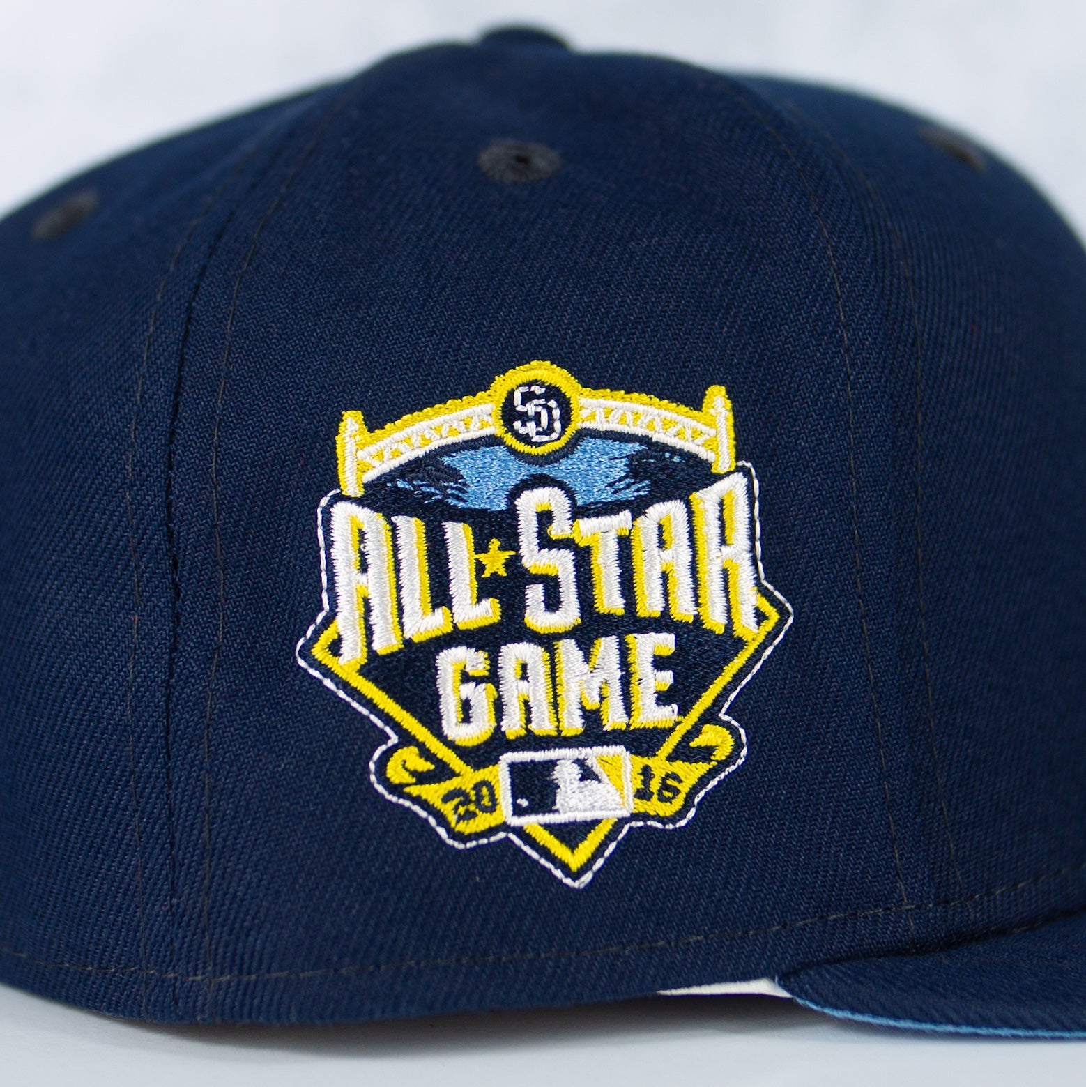 New Era “Chargers” San Diego Padres Fitted Hat image 1