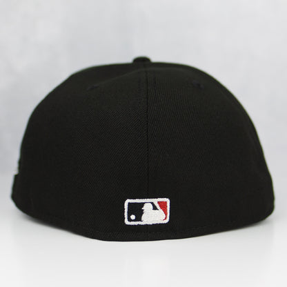 New Era “.300 Blackout” Atlanta Braves Fitted Hat