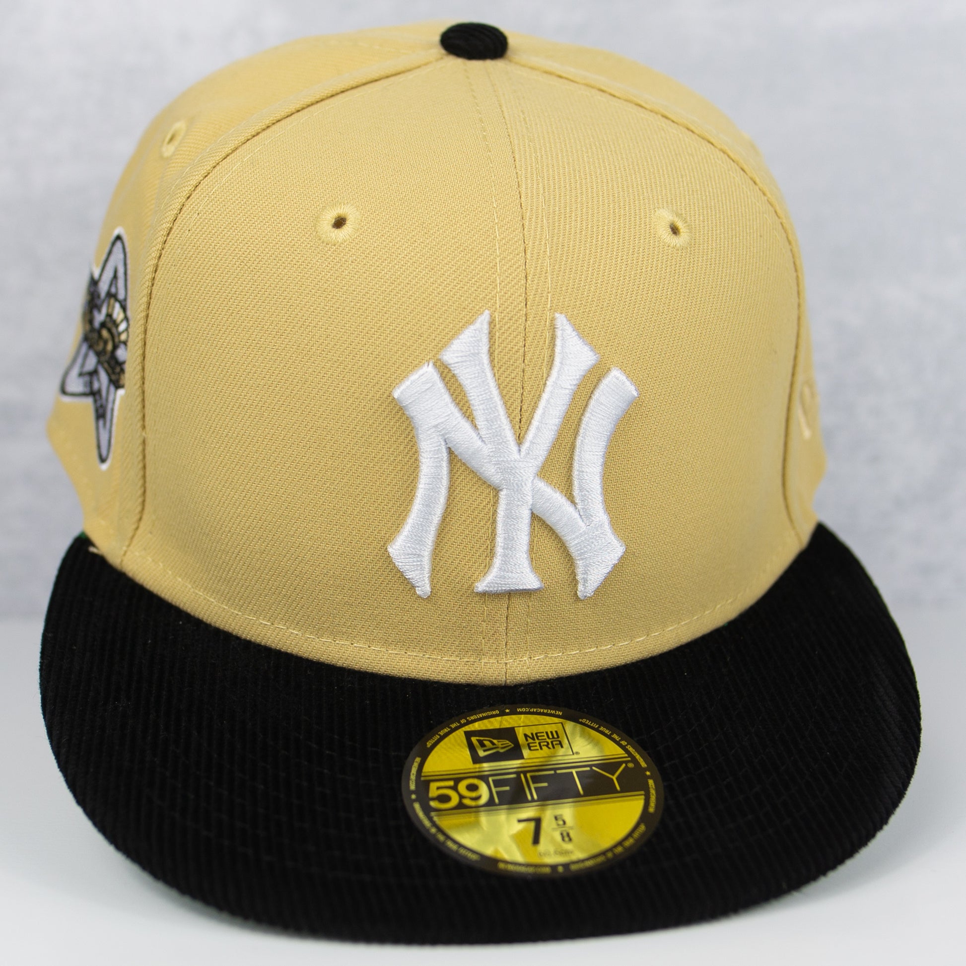 New Era “Vegas” New York Yankees Fitted Hat image 0