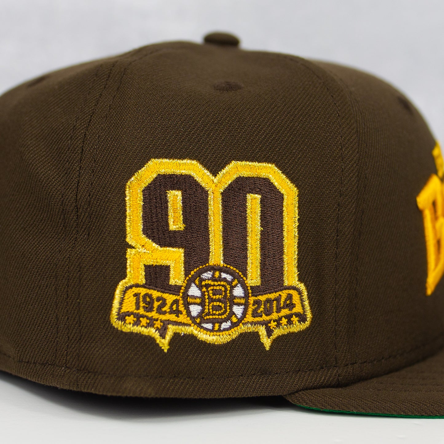 New Era “Throwback” Boston Bruins Fitted Hat image 1