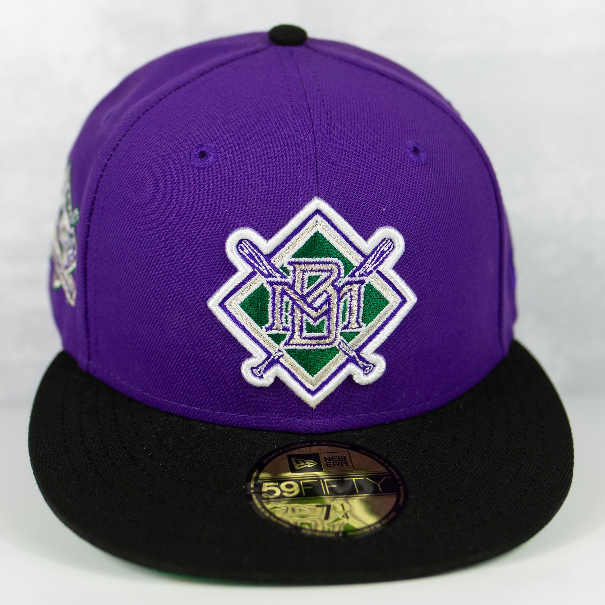 New Era “Vintage OG” Milwaukee Brewers Fitted Hat image 0