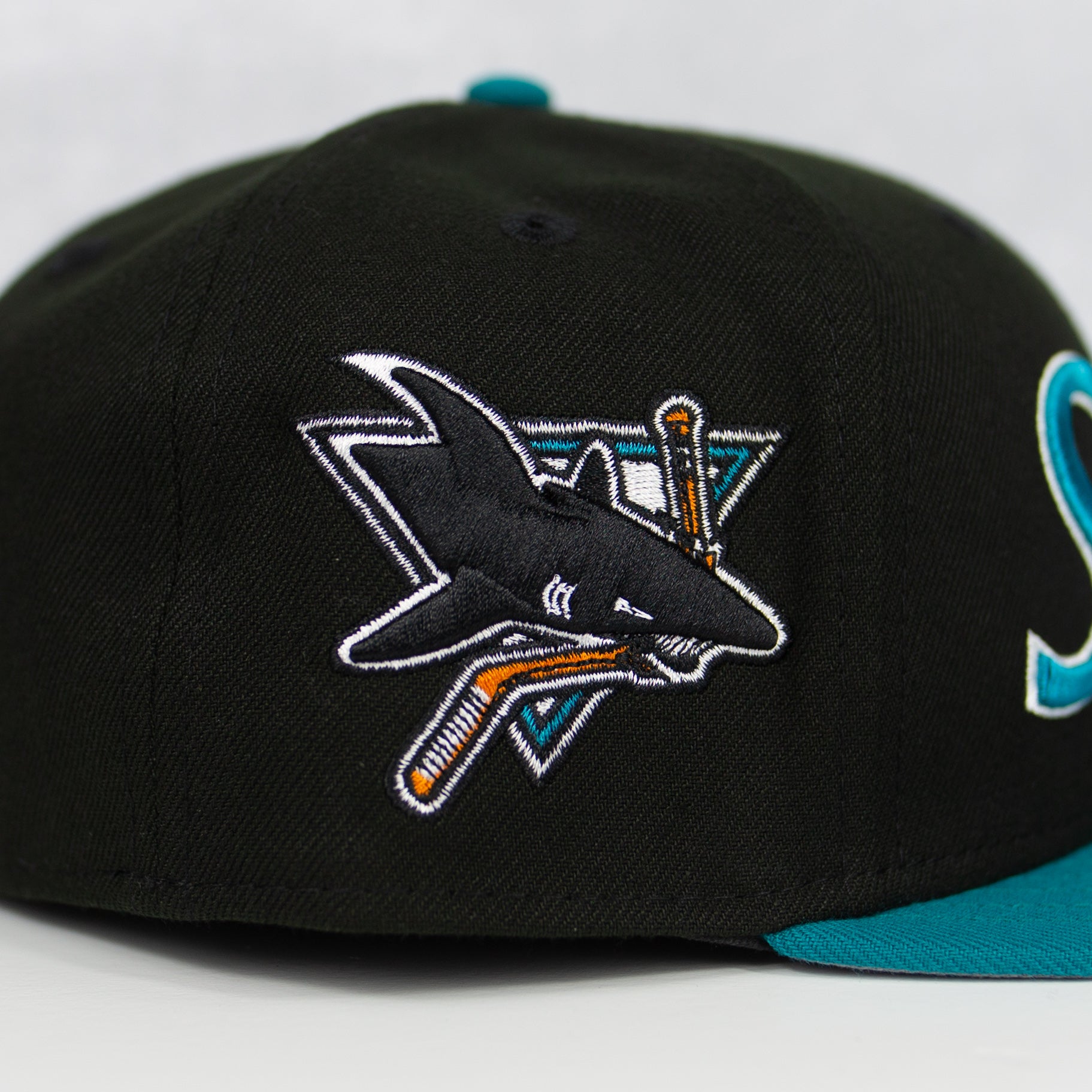 New Era “Throwback” San Jose Sharks Fitted Hat image 1