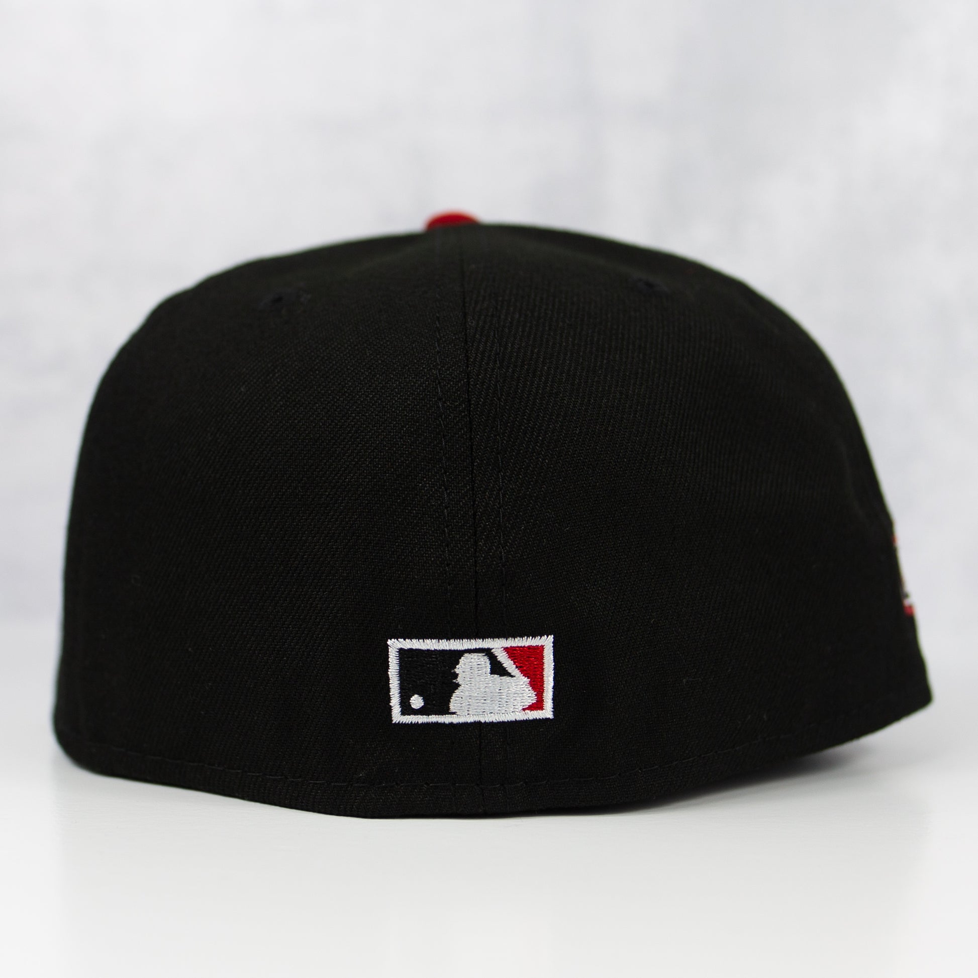 New Era “Blackout” Cincinnati Reds Fitted Hat  image 2