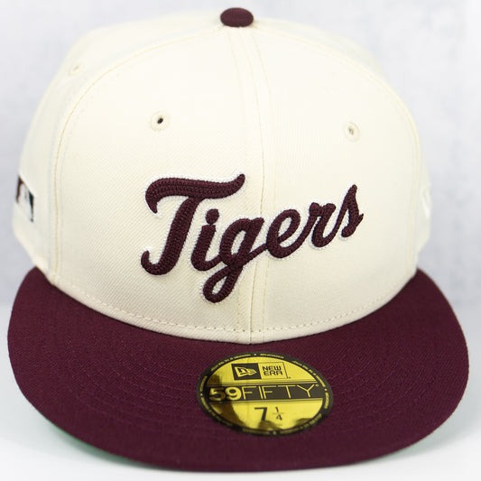 New Era “Chainstitch” Detroit Tigers Fitted Hat image 0