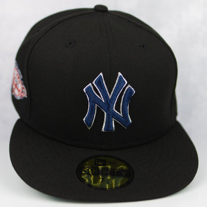 New Era “.300 Blackout” New York Yankees Fitted Hat