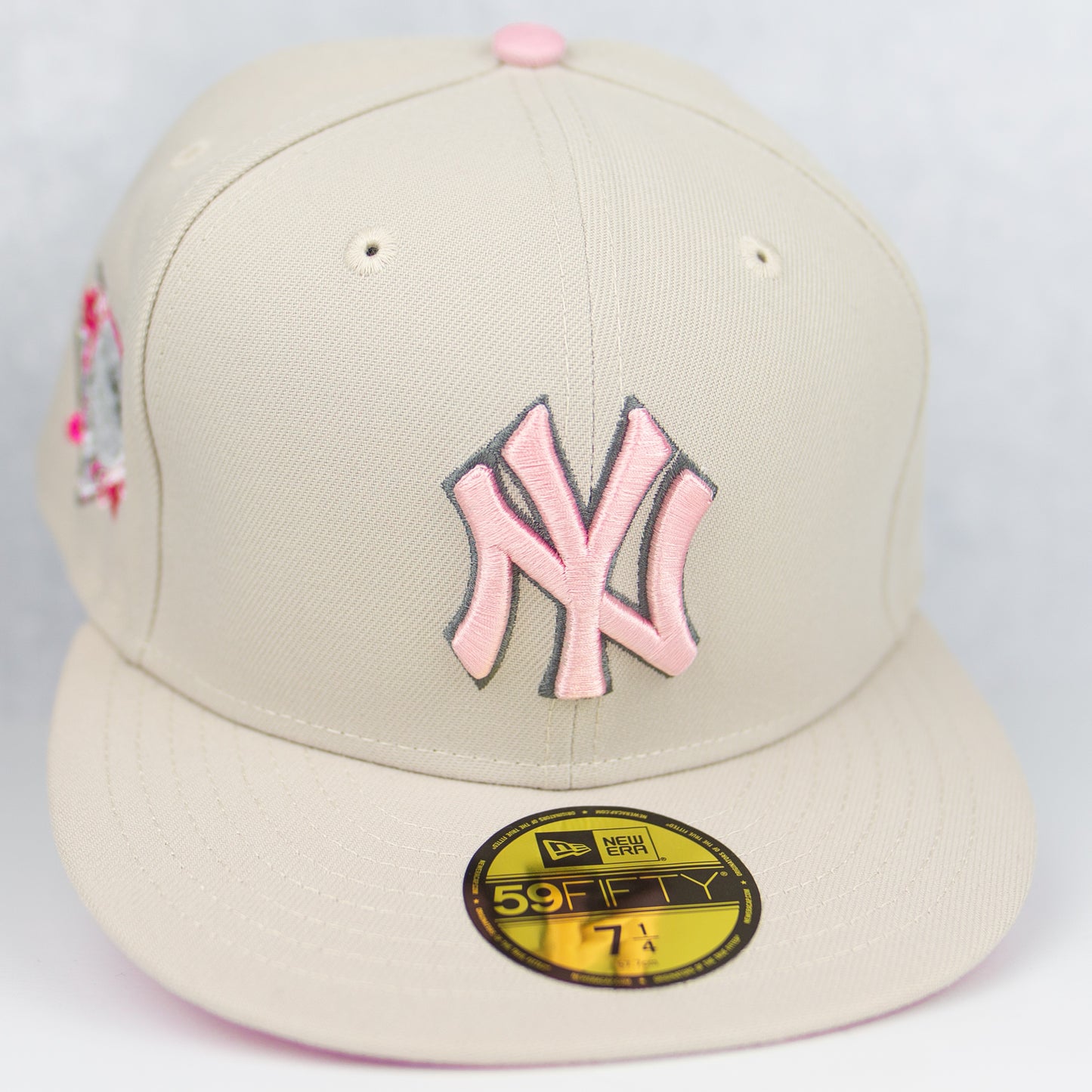 New Era “Cherry Blossom” New York Yankees Fitted Hat