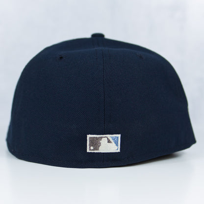 New Era “Pluto” Seattle Mariners Fitted Hat image 2