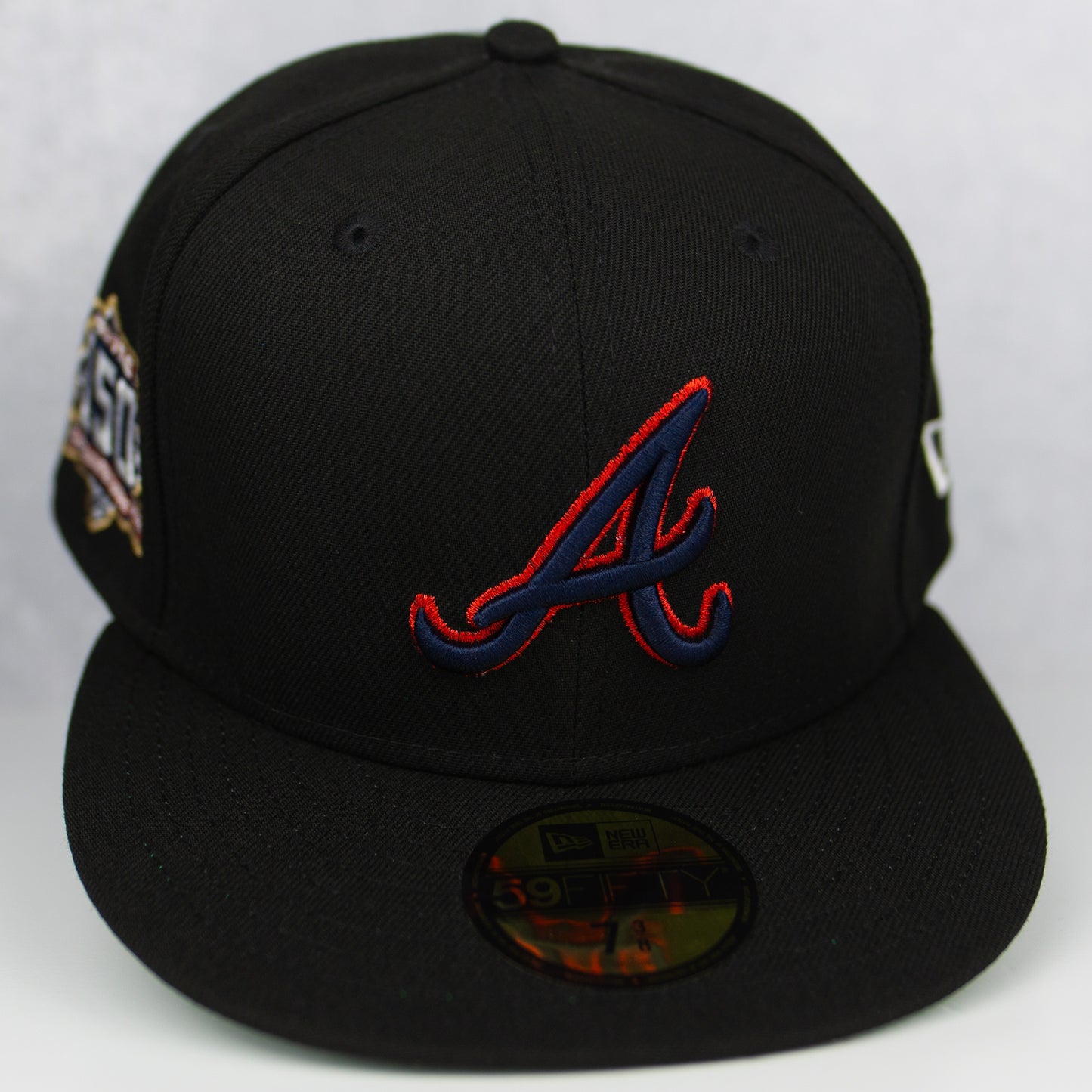 New Era “.300 Blackout” Atlanta Braves Fitted Hat