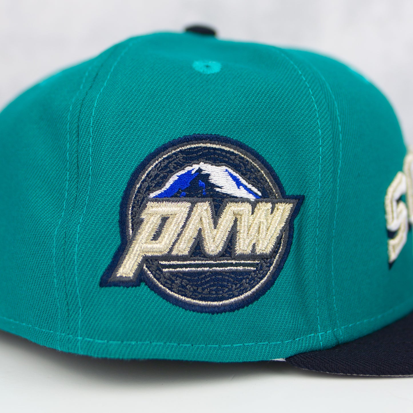 New Era “Ken Griffey Jr” Seattle Mariners Fitted Hat