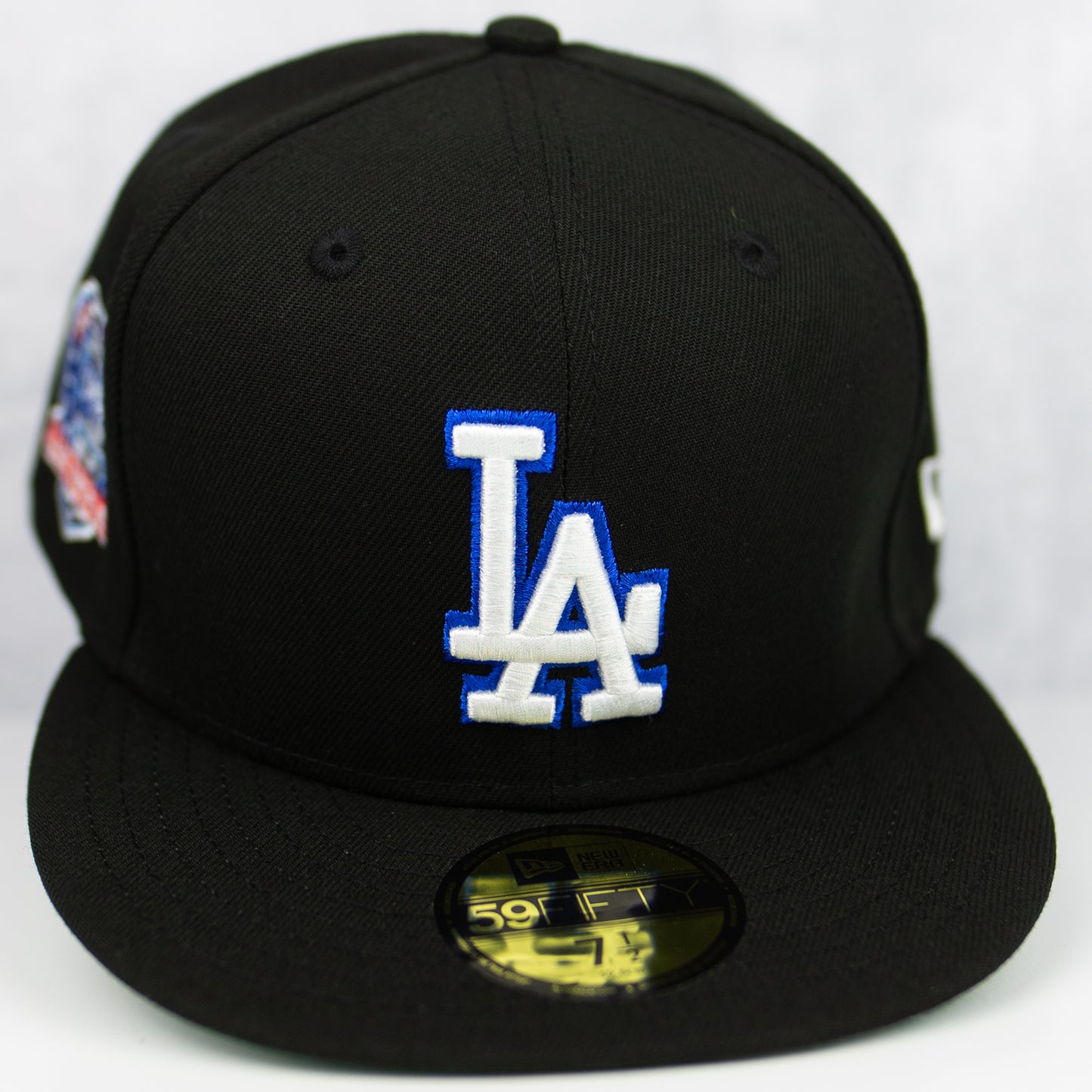 New Era “Black Dome” Los Angeles Fitted Hat