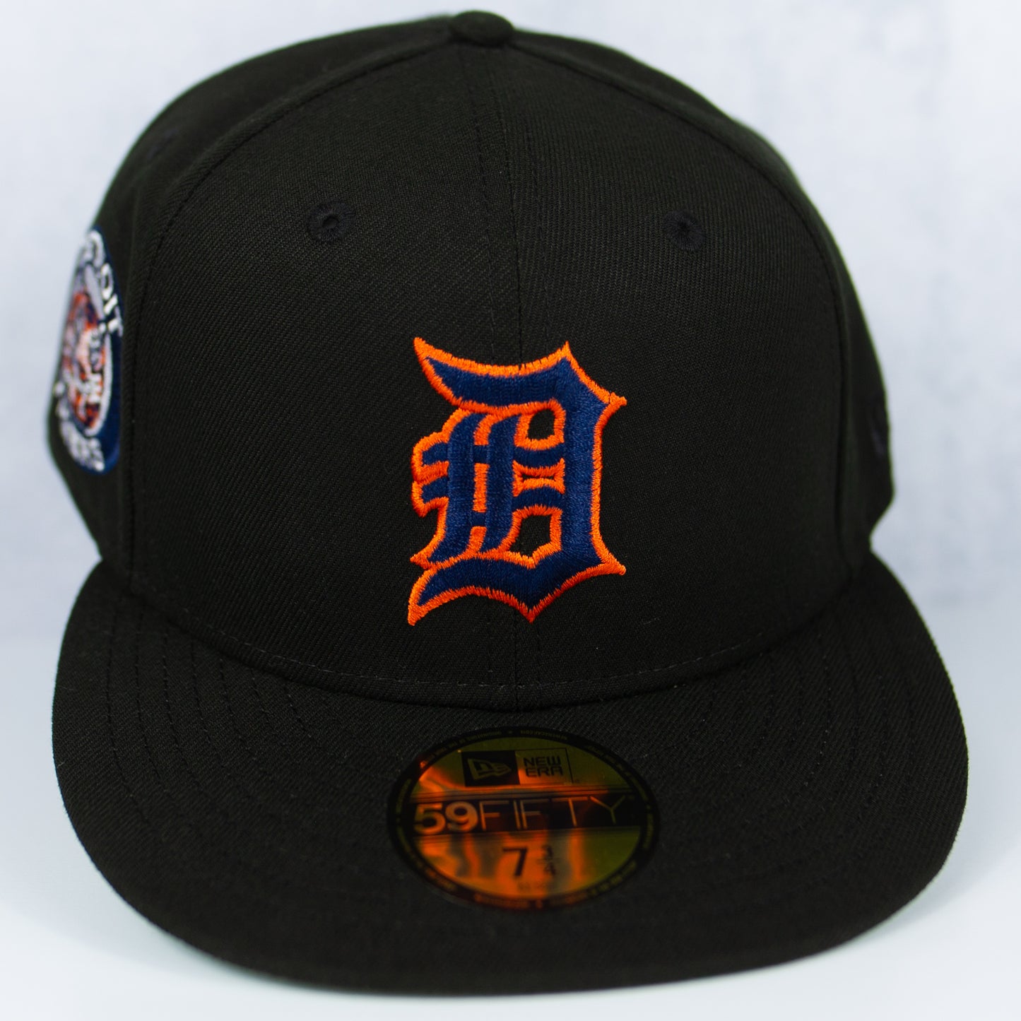 New Era “Blackout” Detroit Tigers Fitted Hat image 0