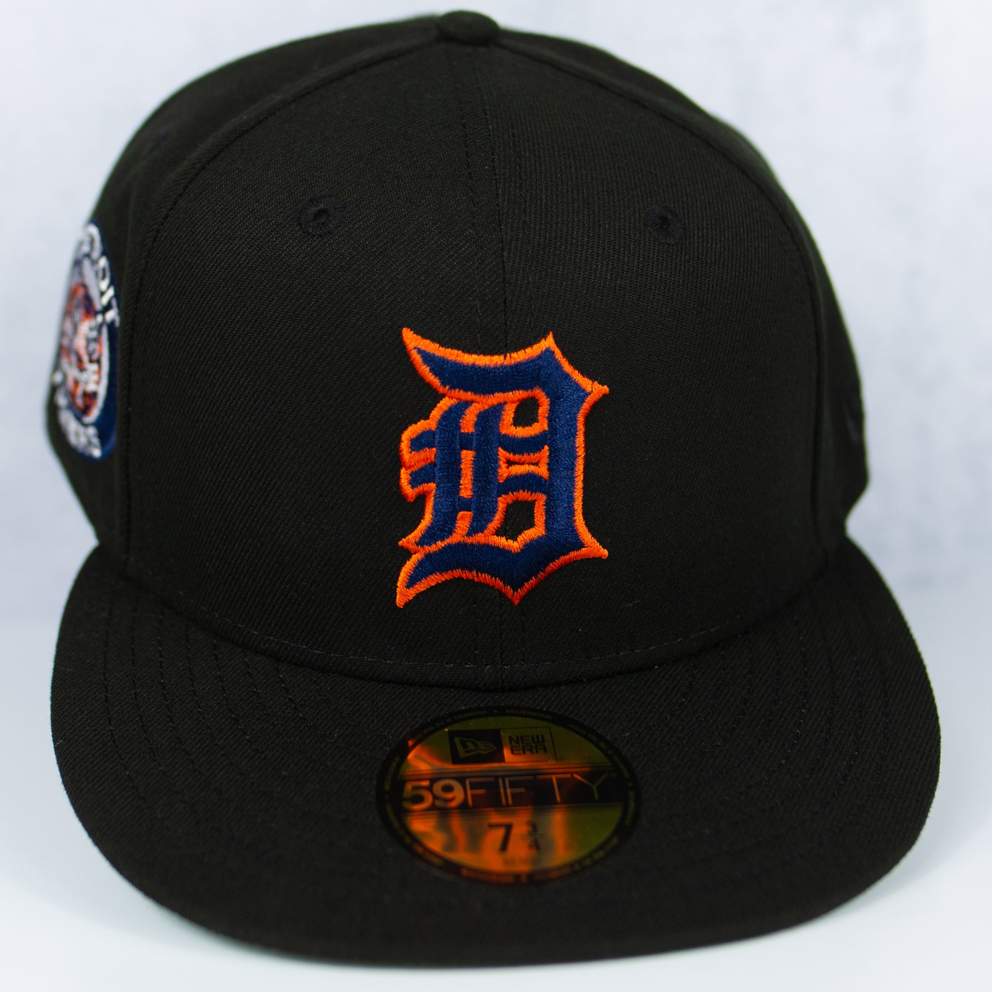 New Era “Blackout” Detroit Tigers Fitted Hat image 0