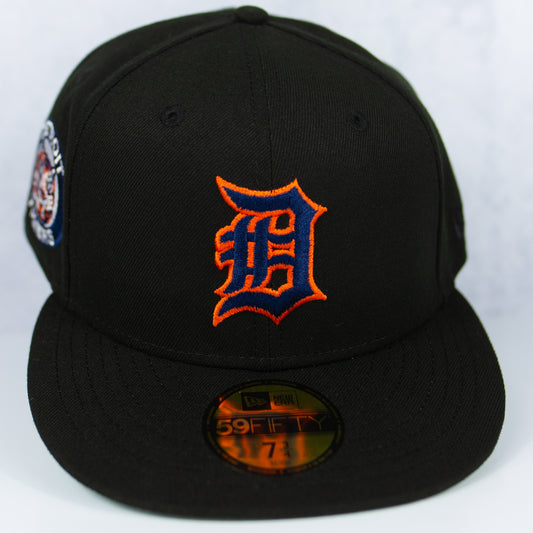 New Era “Blackout” Detroit Tigers Fitted Hat image 0