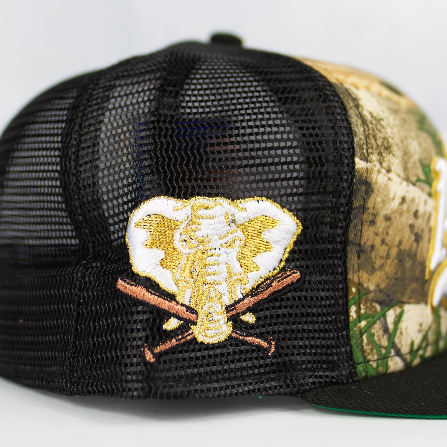 New Era “Gold Leaf” Oakland Athletics Fitted Hat image 1