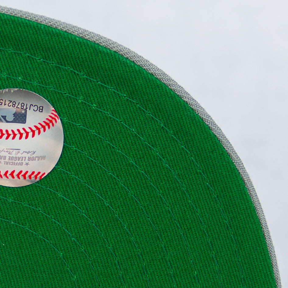 New Era “Silver Surfer” New York Yankees Fitted Hat image 3