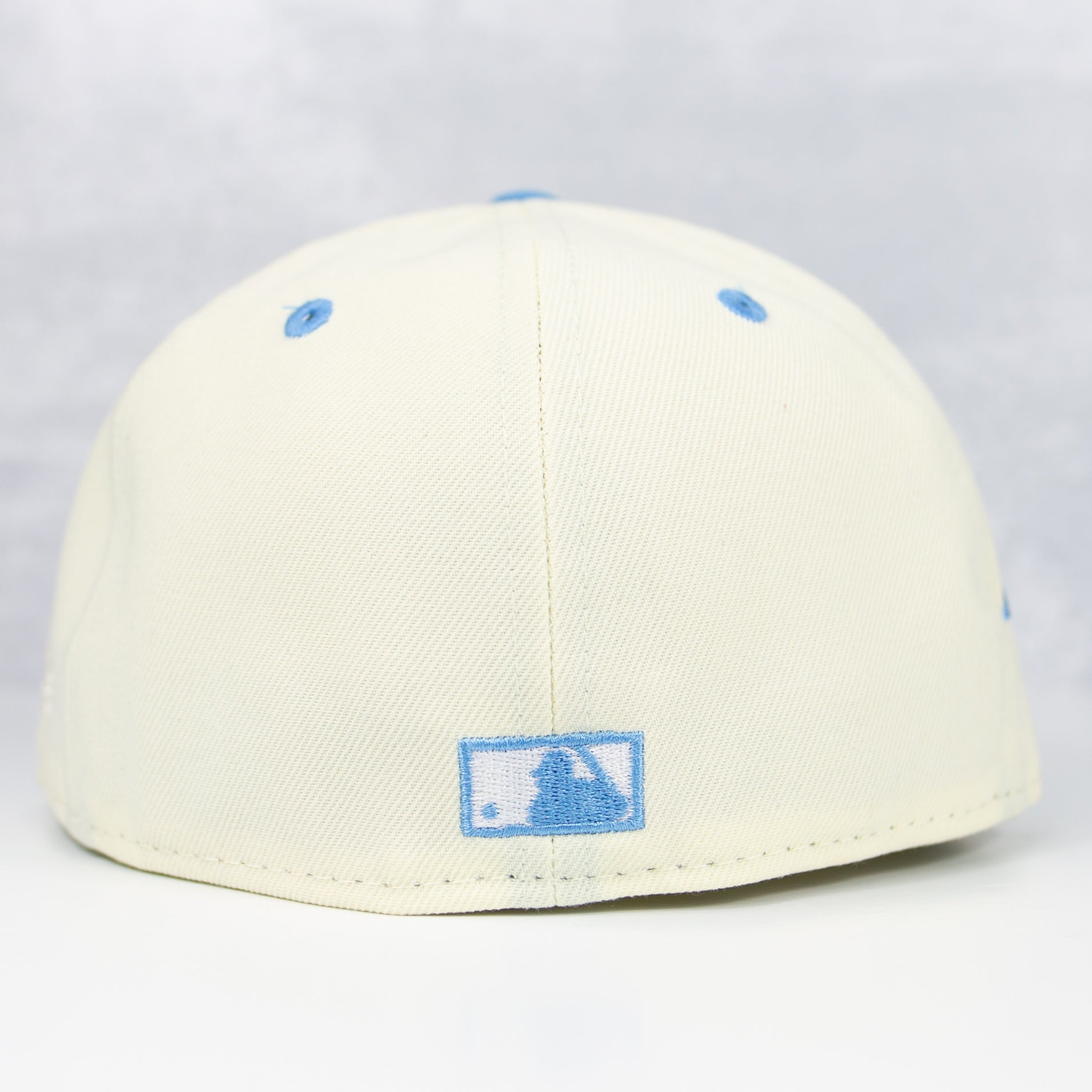 New Era “Icicle” Chicago White Sox Fitted Hat image 2