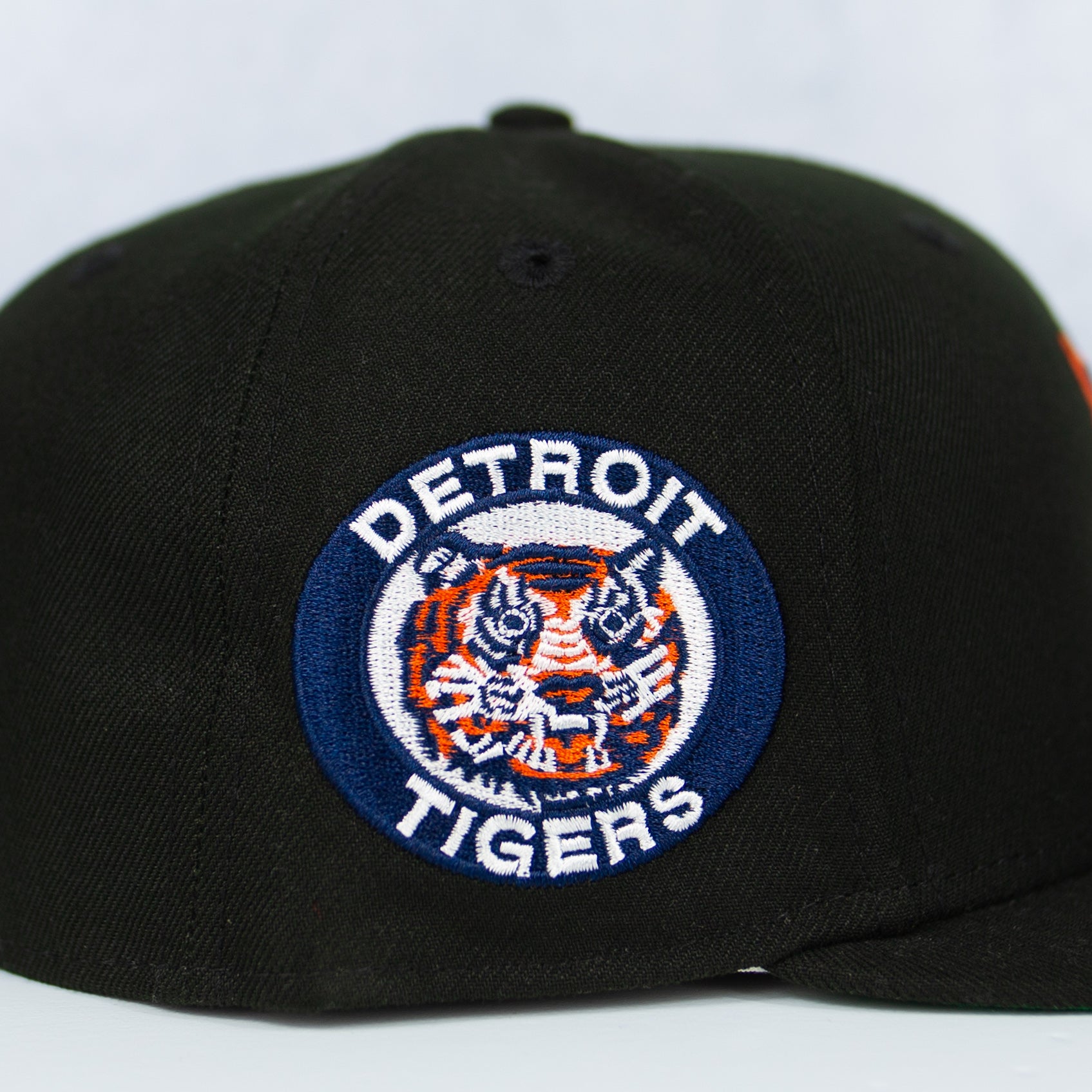 New Era “Blackout” Detroit Tigers Fitted Hat image 1