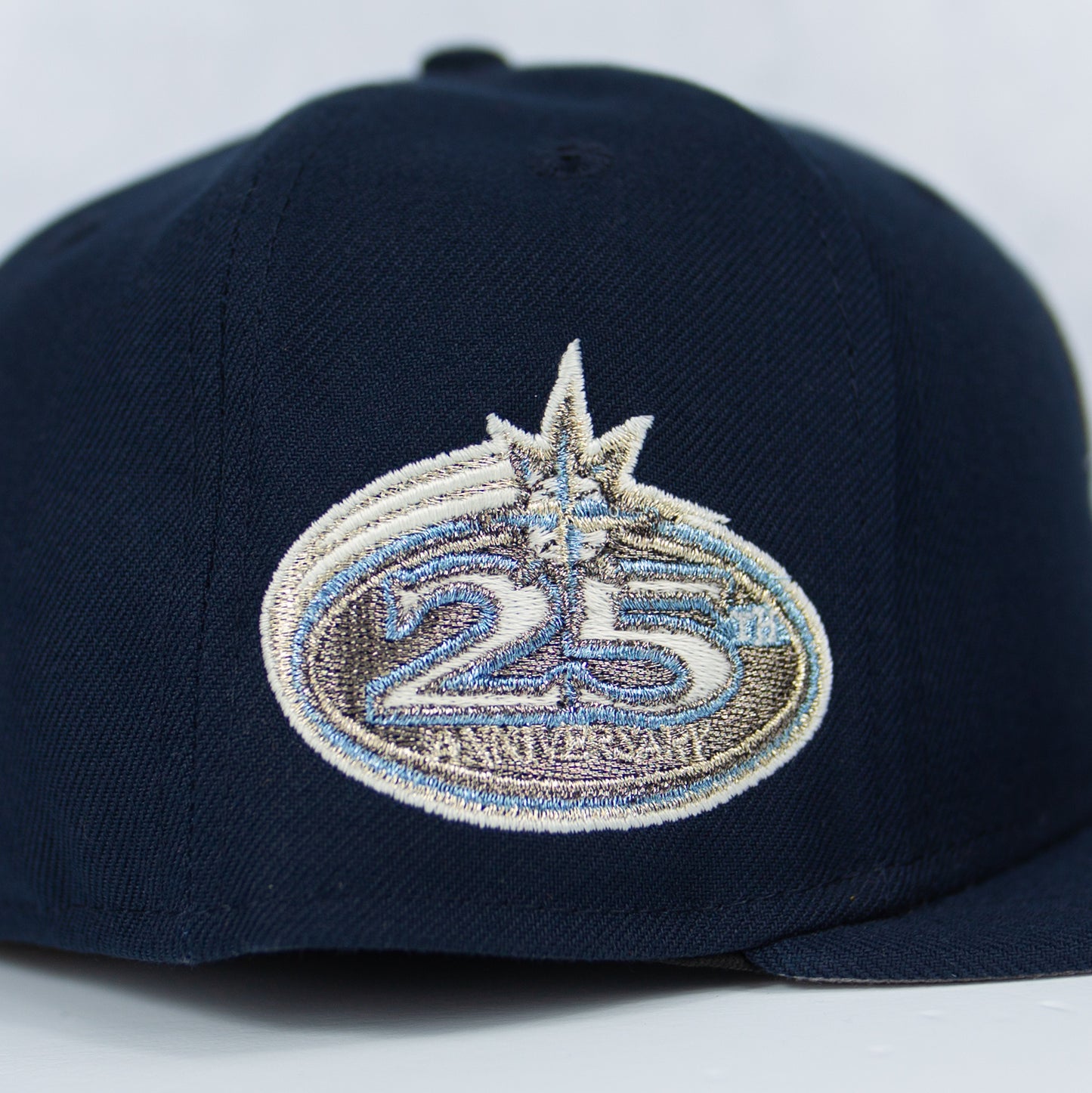 New Era “Pluto” Seattle Mariners Fitted Hat image 1